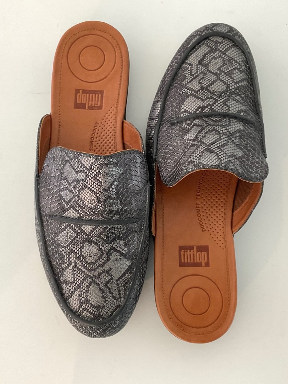 FITFLOP Serene Black/Grey Python Print Leather Mules Sz 9